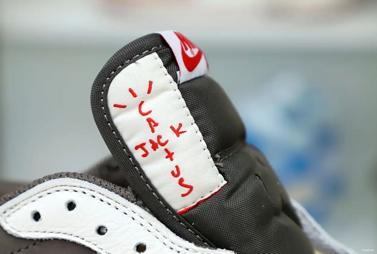 MOCHA X SCOTT 1 JORDAN TRAVIS OG AIR REVERSE LOW 0619